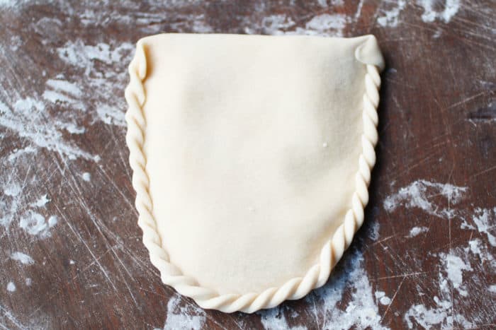 how to seal a Bolivian Cheese Empanadas