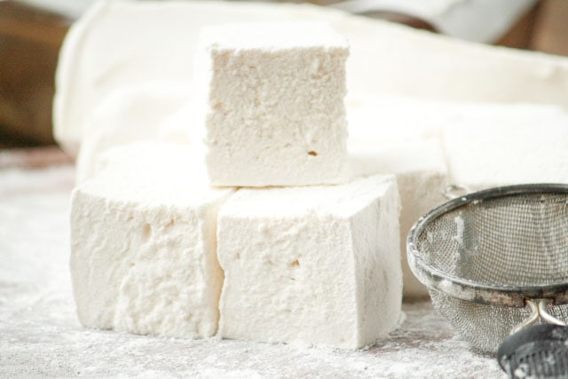 How to Make Homemade Marshmallows