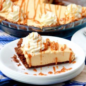 No-Bake Dulce de Leche Cheesecake Pie
