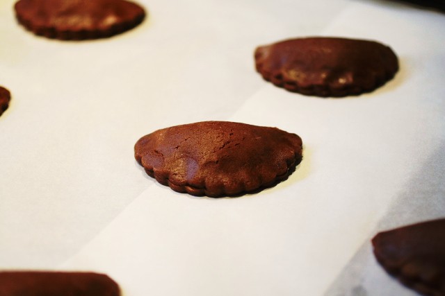 Chocolate dulce de leche empanadas (cookies)