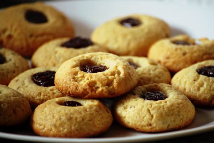 Galletas de anís y mermelada de guayaba