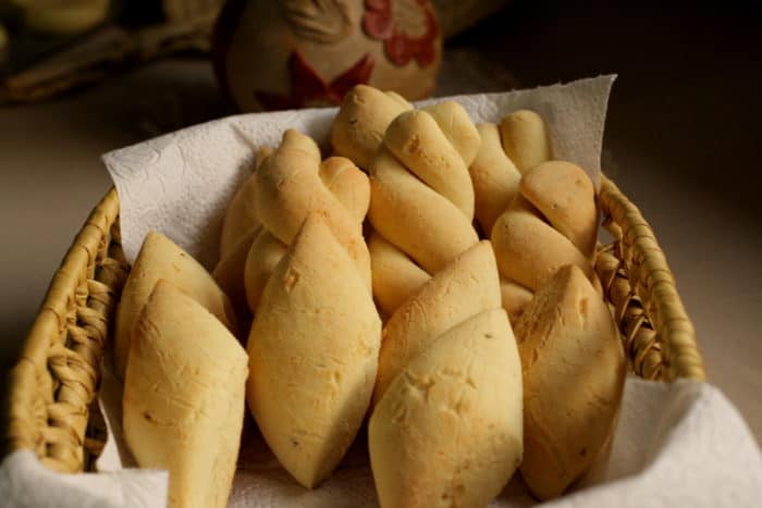 Chipa almidón (Paraguayan gluten-free bread)