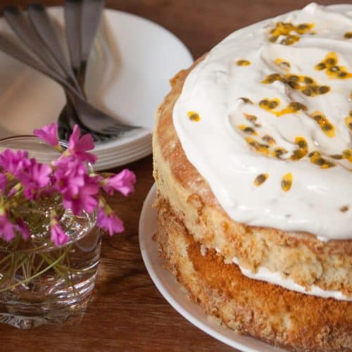 Torta Tres Leches de Maracuyá