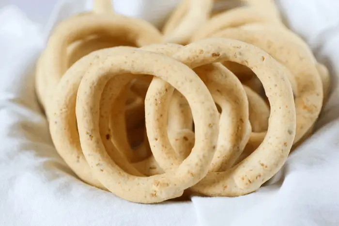 several cuñape on top of a white cloth