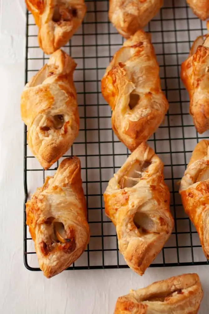 caramelized onion and pear bites on cooling rack