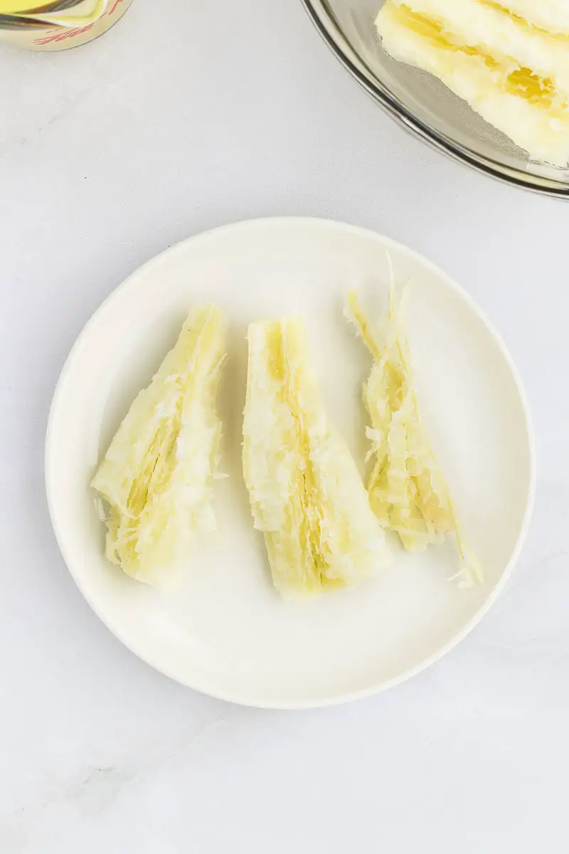 split yuca on plate