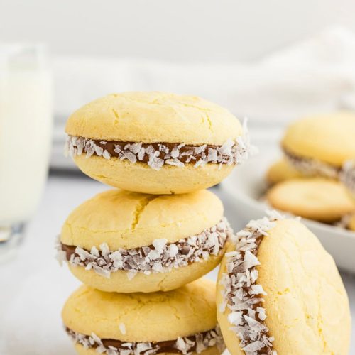 primera plana de alfajores de maicena