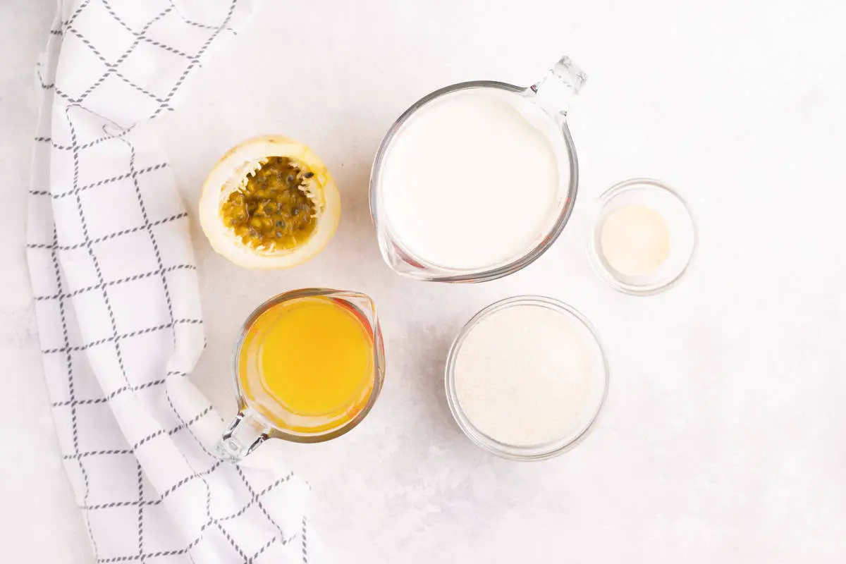 ingredientes para hacer mousse de maracuya